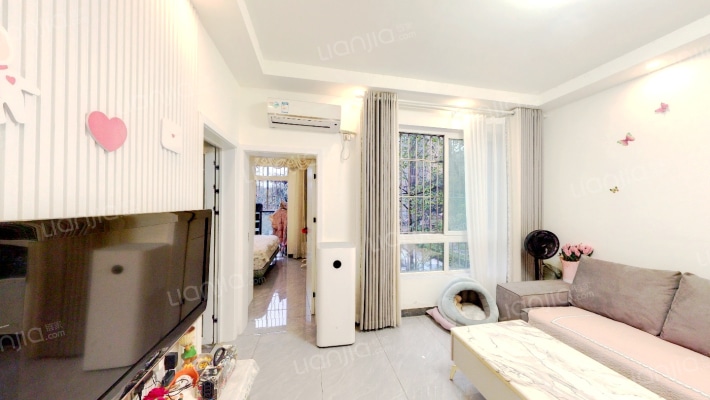 鹏润蓝海A区二手房实景图