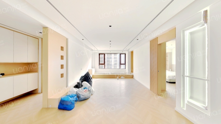 中铁逸都C区二手房实景图