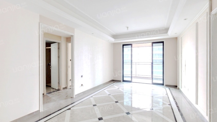 绿地新里城三期二手房实景图