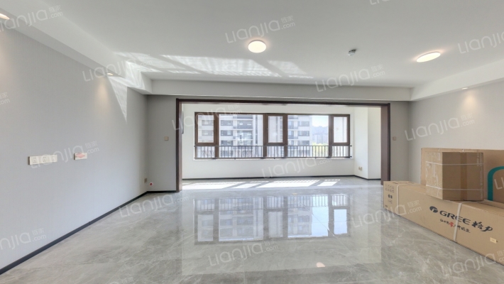 雪山万科城A13区云湾园二手房实景图