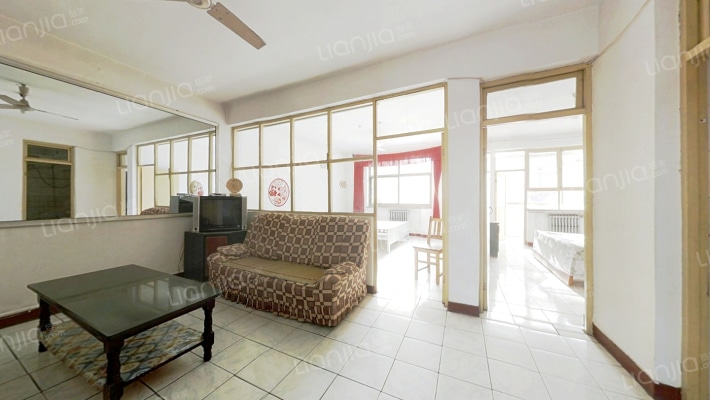 京果厂宿舍二手房实景图