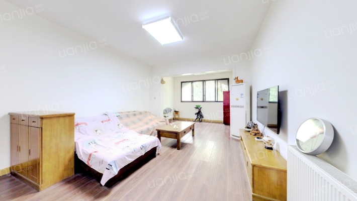 鹭湖宫七号B组二手房实景图