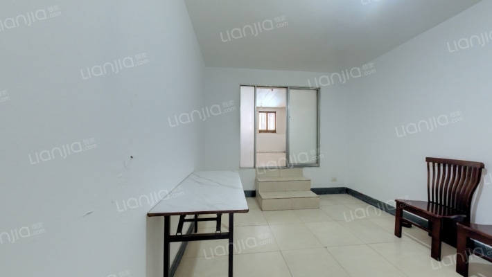 兴关路二手房实景图