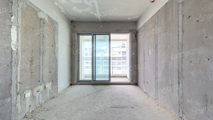 红山6979二手房实景图