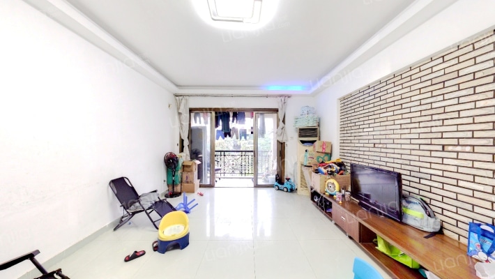 卓越城市中心花园二手房实景图