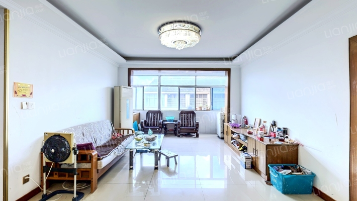 居民新村二手房实景图