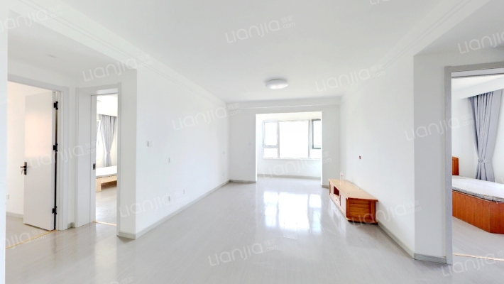 河畔景苑二手房实景图