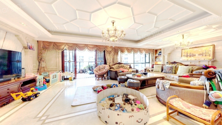 华侨城天鹅堡二手房实景图