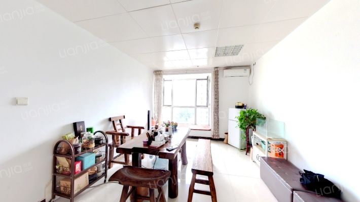 众美欢乐汇商务公馆二手房实景图