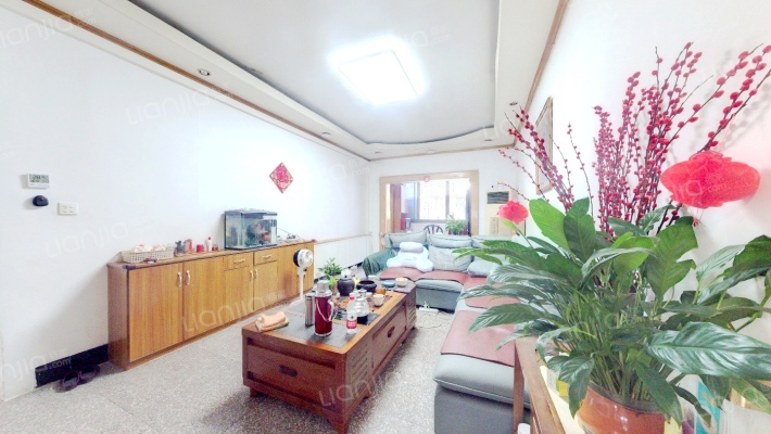 洛阳路190号院二手房实景图