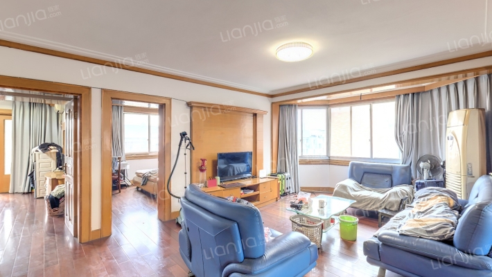 清沁花苑二手房实景图