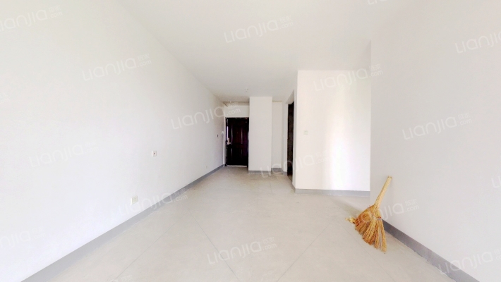 尚隽华庭二手房实景图