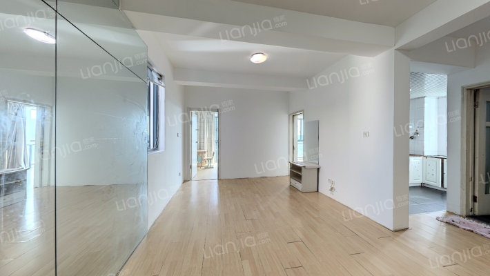 福雷德广场二手房实景图