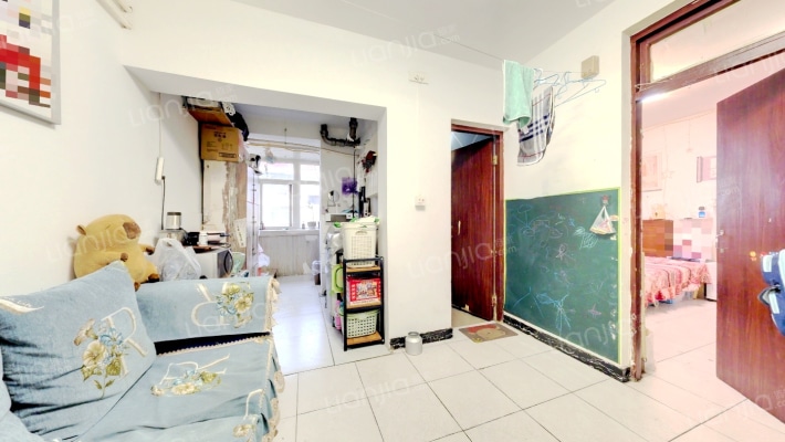 河北体育学院宿舍二手房实景图