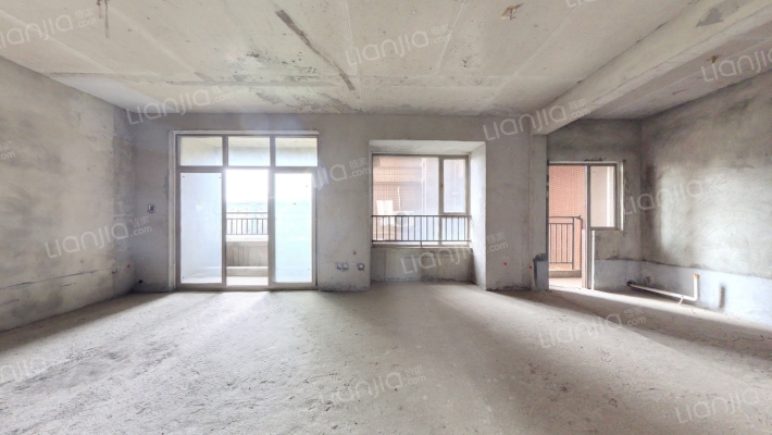 蓝湖城邦二手房实景图