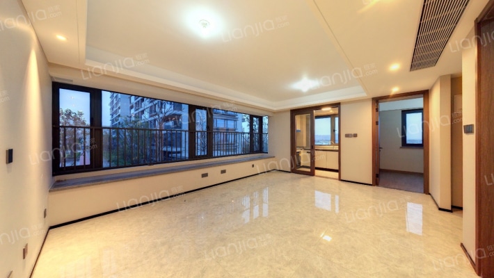 云彩之城二手房实景图