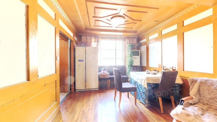 银华园二手房实景图