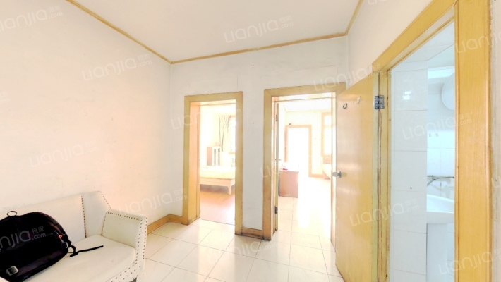 宁国新村二手房实景图