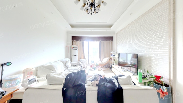 阳光100米娅中心一期二手房实景图