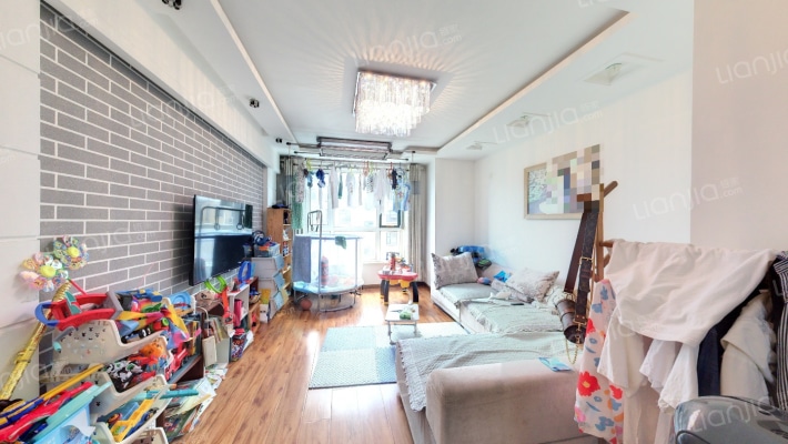 隆都翡翠湾二手房实景图