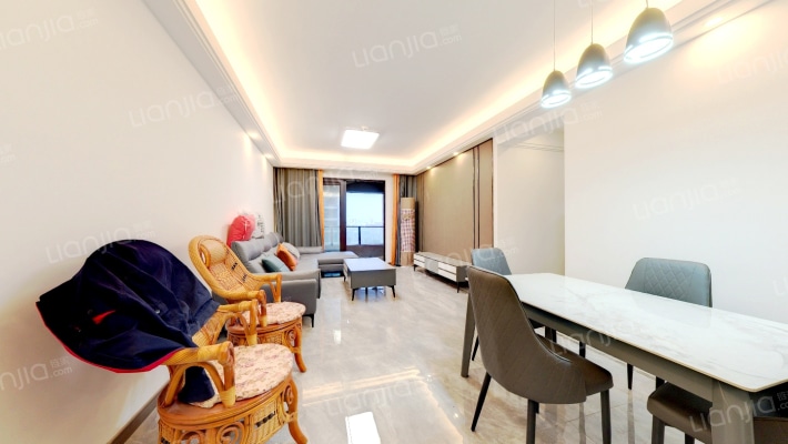 重庆融创文旅城御华二手房实景图