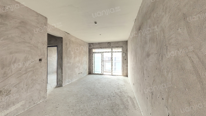 两山秀苑二手房实景图