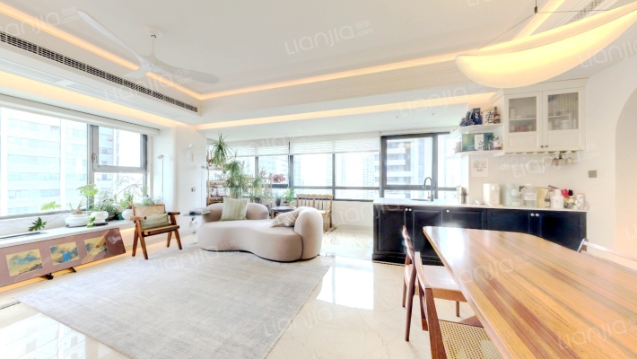 天鹅堡花园二手房实景图