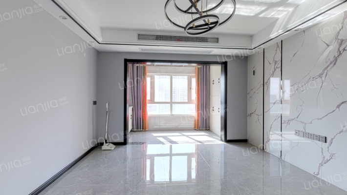 荣盛华府一期二手房实景图