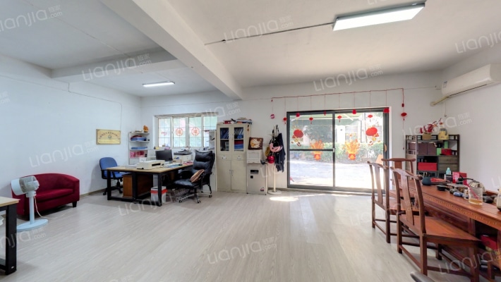 红叶别墅二手房实景图