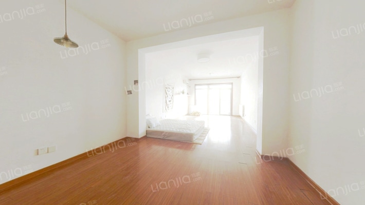 杰中苑二手房实景图