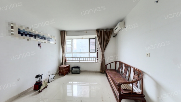 丽景名苑二手房实景图