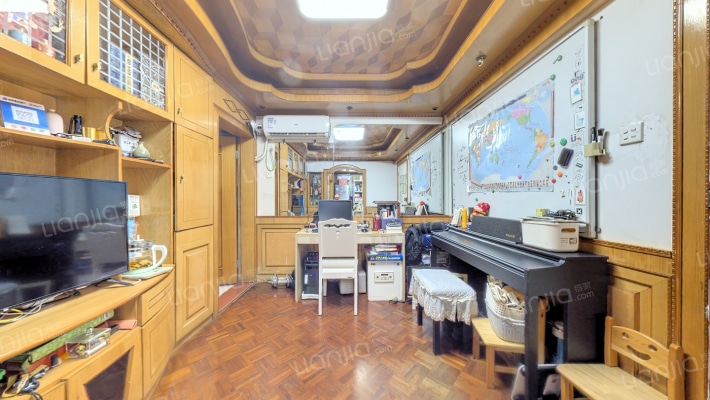 世纪广场二手房实景图