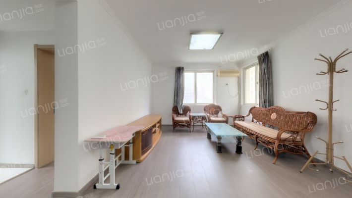 圣地花园二手房实景图