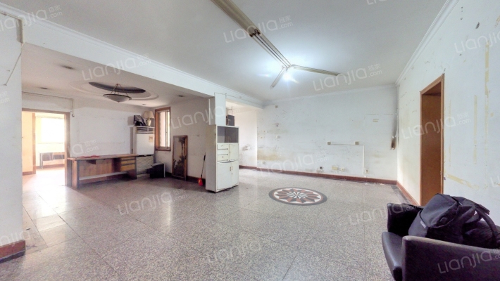 致民东路19号二手房实景图