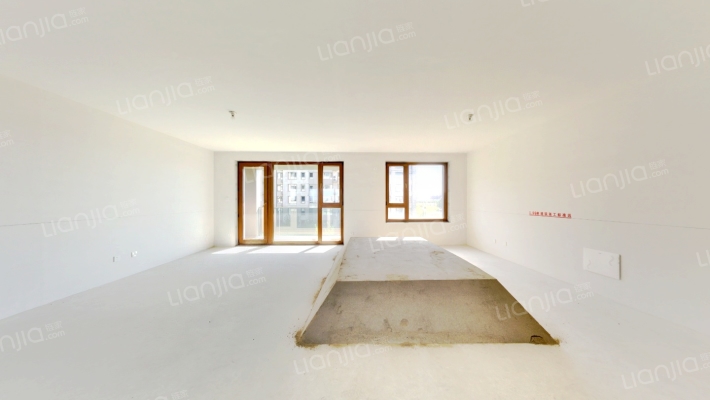 伟峰东域掬月府二手房实景图