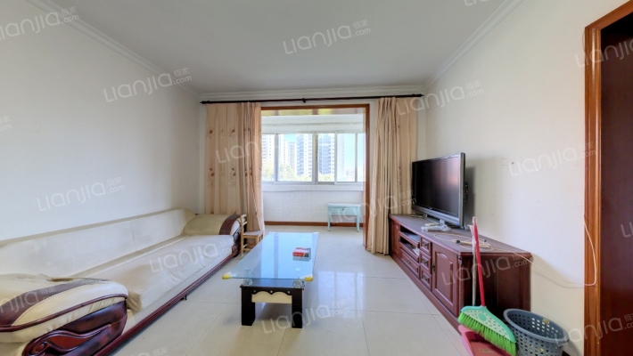 鸿达嘉苑二手房实景图