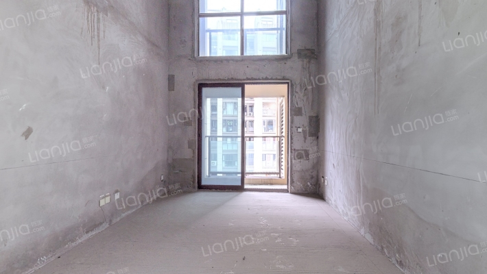 渝富滨江首岸二手房实景图