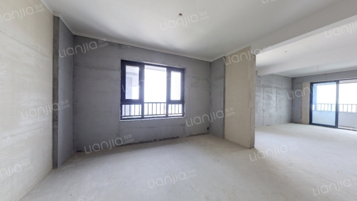 融创珞瑜路95号二手房实景图