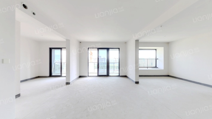 绿城桂语映月二手房实景图