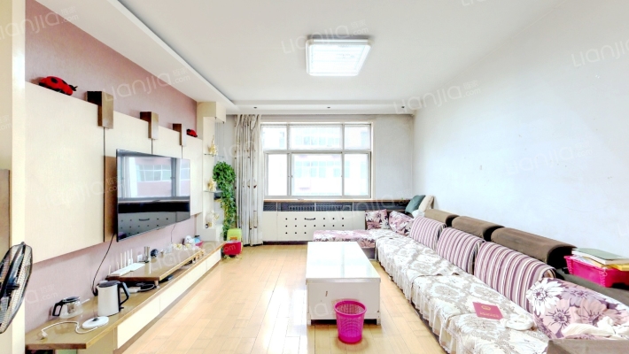 繁荣路156号院二手房实景图