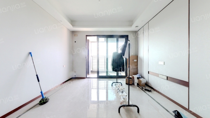 南飞鸿蓝庭序二手房实景图