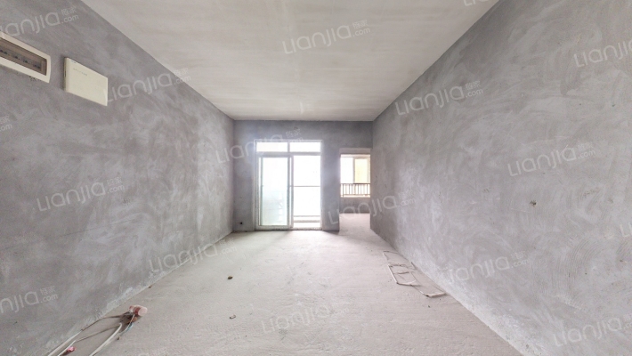 新华春天二手房实景图