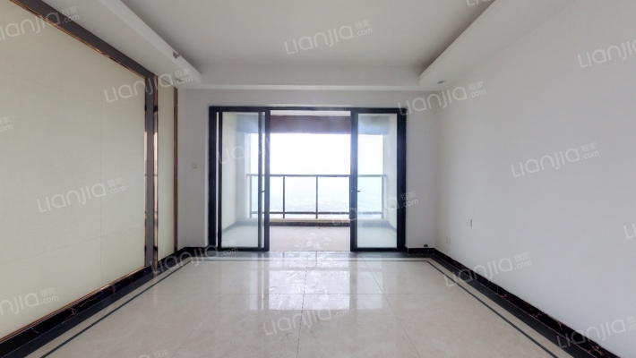 怡翠晋盛泰园二手房实景图