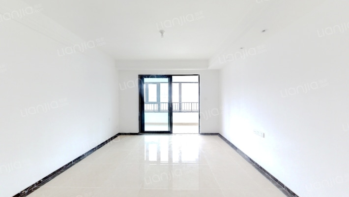 保利罗兰香谷二手房实景图