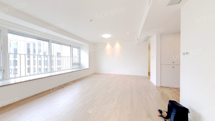 滨江·誉品二手房实景图