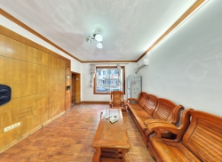 整租·柳州市直机关二大院 4室1厅 南/北_柳州市直机关二大院租房