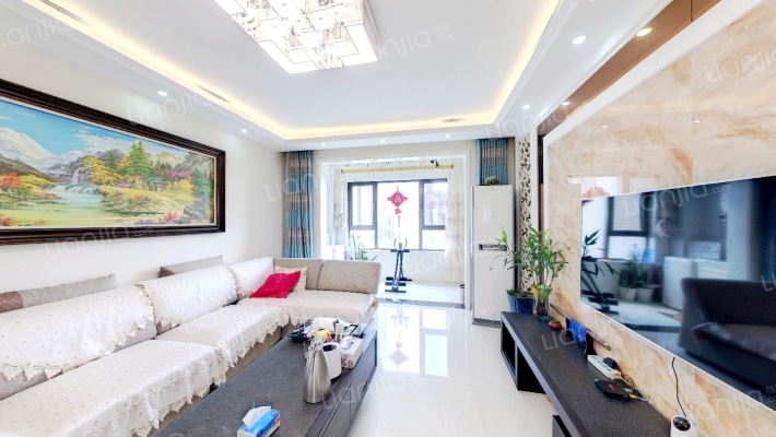 保利中心三区二手房实景图