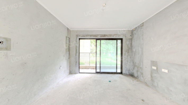 华发依山郡二期二手房实景图