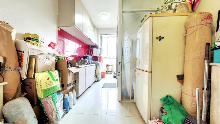 光卫小区二手房实景图