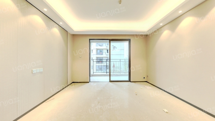 凤凰城凤鸣苑二手房实景图